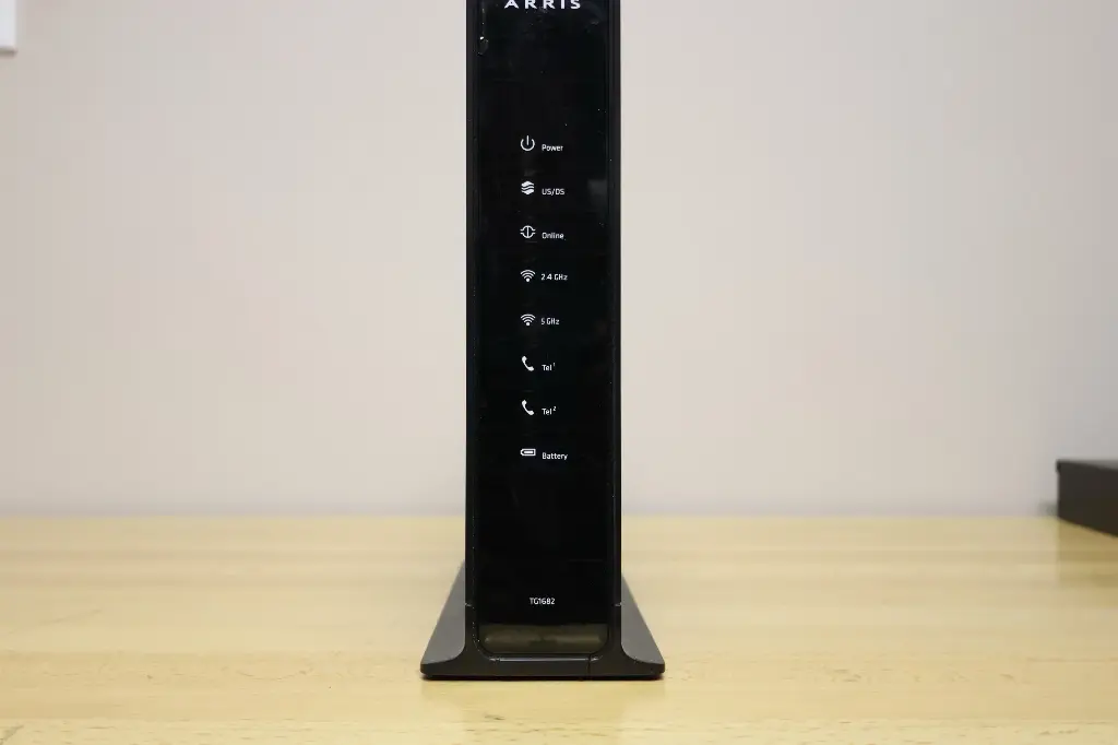 Arris	| TM1682G (XB3)