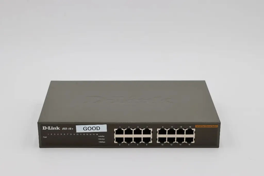 D-Link | 16-Port Gigabit Unmanaged Desktop Switch (DGS-1016D)