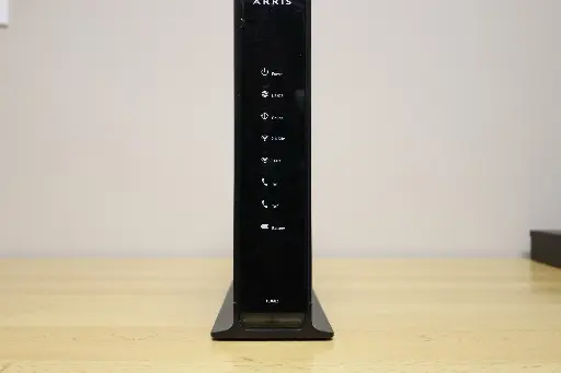 Arris	| TM1682G (XB3)